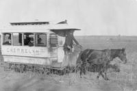 Cherrelyn horse car/3